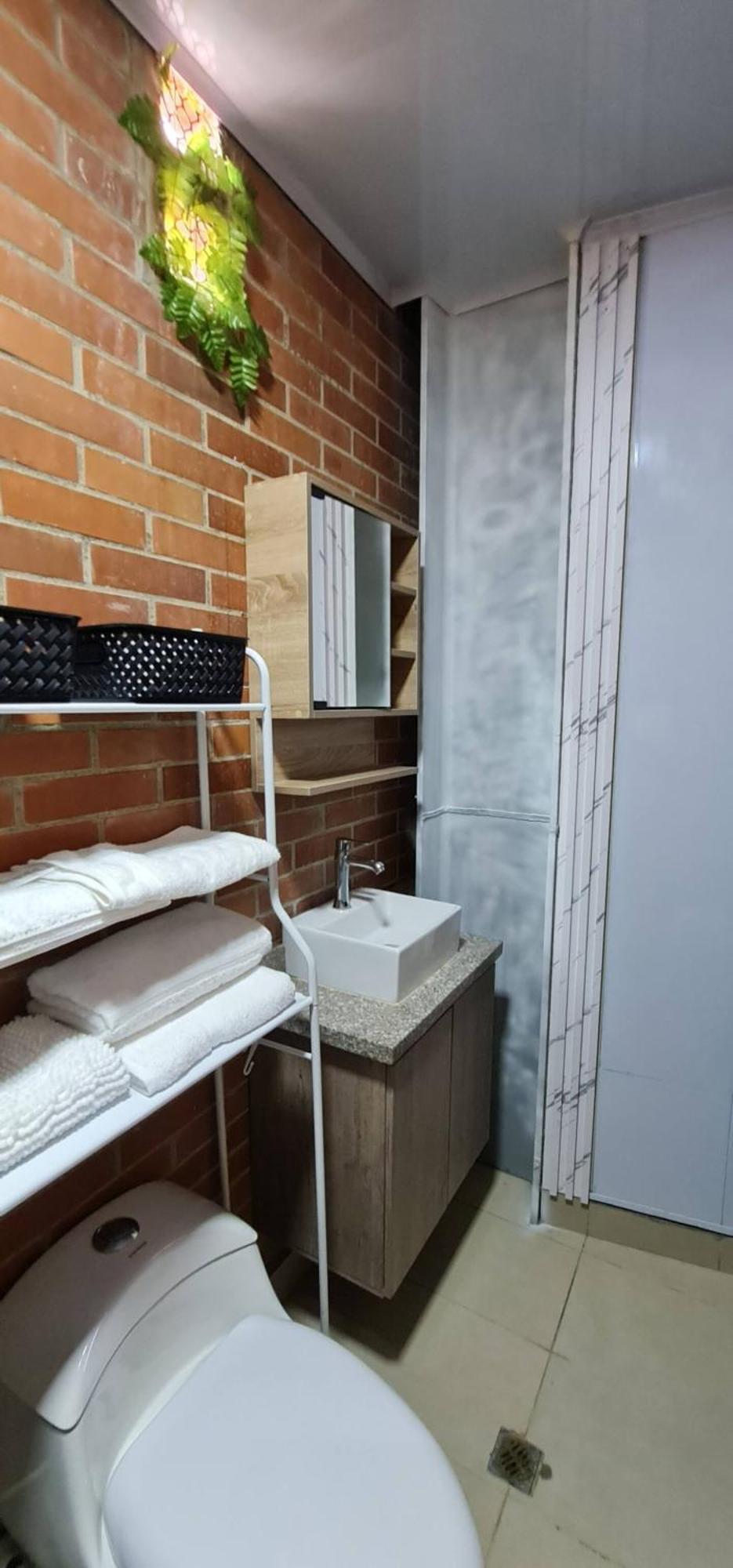 1br Air Conditioned Buenos Aires * Medellin